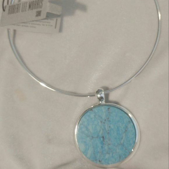 Robert Lee Morris Soho Large Bold Pendant Necklace - Picture 3 of 5